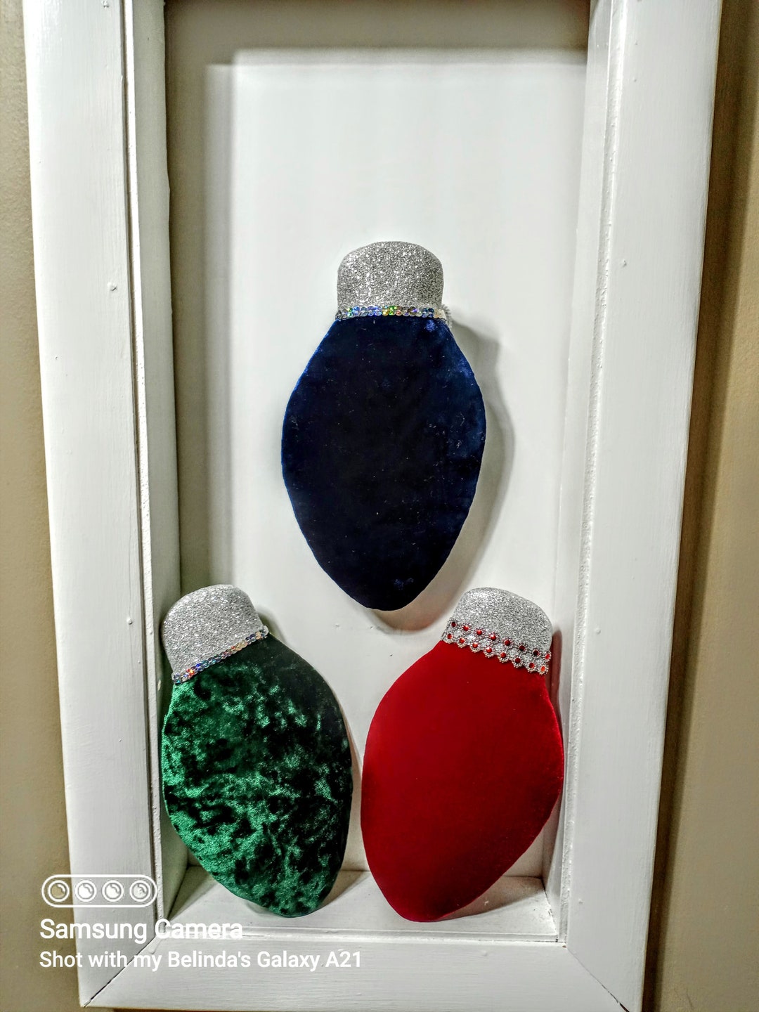 Old Fashioned Light Bulb Wreath Attachment, Christmas Light Bulb Wreath