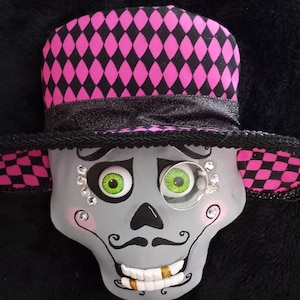 Mr. Bone Jangles Wreath attachment, Whimsical wreath decor, Halloween decor, Skeleton decor,Character wreath attachment,Halloween attachment