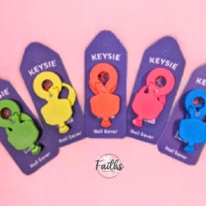 Keysie Nail Saving Tool keyring in summer  bright pink orange yellow green blue BIAB , gel nails , acrylic nails , nail art , gift