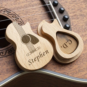 Personalized Guitar Pick with Case, Custom Engraved Picks Holder, Wood Box for Plecturm, Gift for Him, Anniversary, Father&#39;s Day Gift