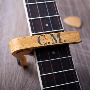 Personalized Light Wood Grain Guitar Capo, Custom Message Capo, Engraved Guitar Pick, Gift for Birthday, Father&#39;s day, Guitarists