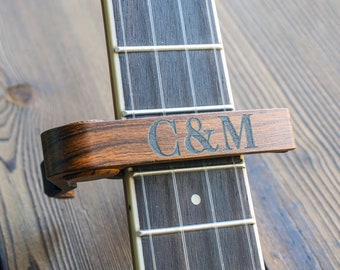 Personalized Wood Grain Guitar Capo: Engraved Custom Message