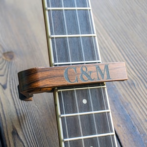 Personalized Metal Guitar Capo with Wood Grain, Custom Message Capo, Engraved Guitar Pick, Birthday Gift, Fathers days Gift for Guitarists