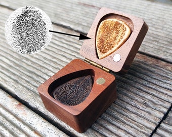 Personalized Wood Guitar Pick Holder, Engrave Picks, Custom Wooden Plectrum Box, Gift for Guitar Player, Memorial Gifts, Fingerprint Jewelry