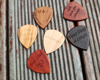 Personalize Wooden Guitar Picks, Custom Guitar Pick, Engraved Wood Plectrum, Gift for musician, Guitar Teacher gift, Gifts for Him, Dad