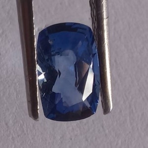 Original Saphir Formkissen 0.80 Karat Ceylon (Hetad)