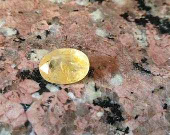 オリジナル、天然ビルマ産イエローサファイア、オーバルシェイプ、3.75カラット、7.80 x 11 MM、鮮やかなイエローサファイア、加熱なし、加工なし、リング＆ジュエリー用