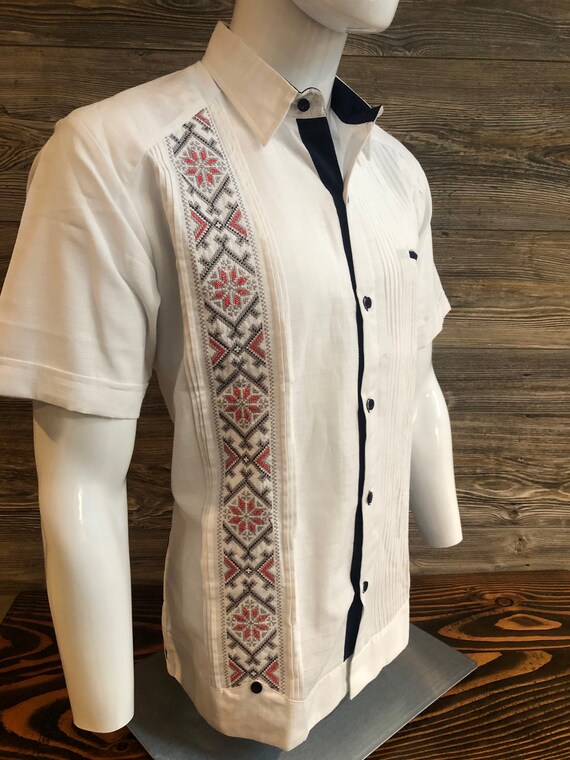 Mens Mexican Handcrafted Guayabera 