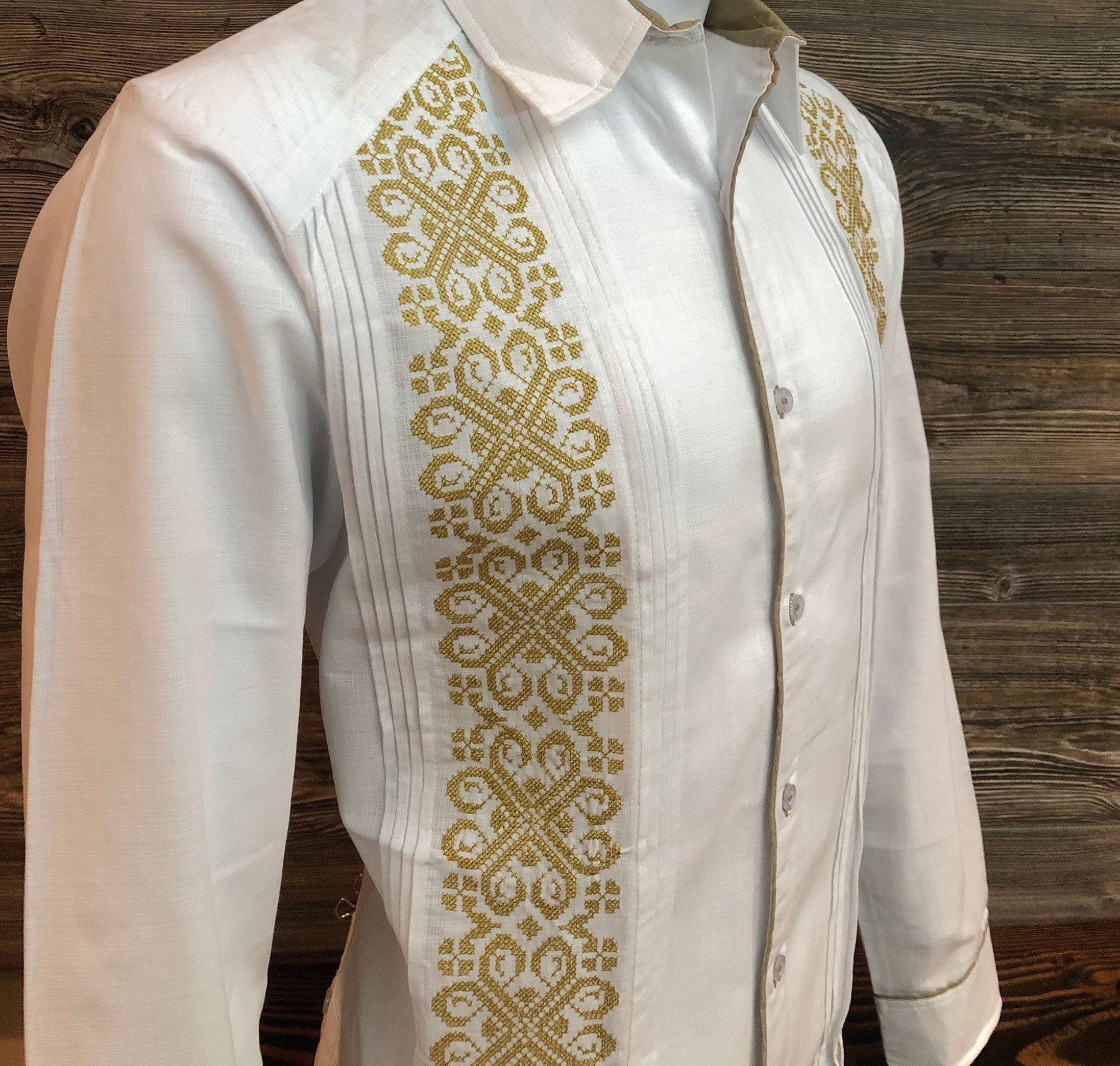 Mens Handcrafted Wedding Mexican Guayabera Shirt Long Sleeve Golden Mens Handcrafted Wedding Mexican Guayabera Shirt Long Sleeve Golden
