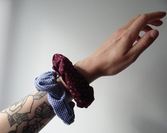 Chouchou / Scrunchie / Chouchou en tissu / Accessoires cheveux / Tissu recyclé / Upcycling / Créatrice française / Fait-main