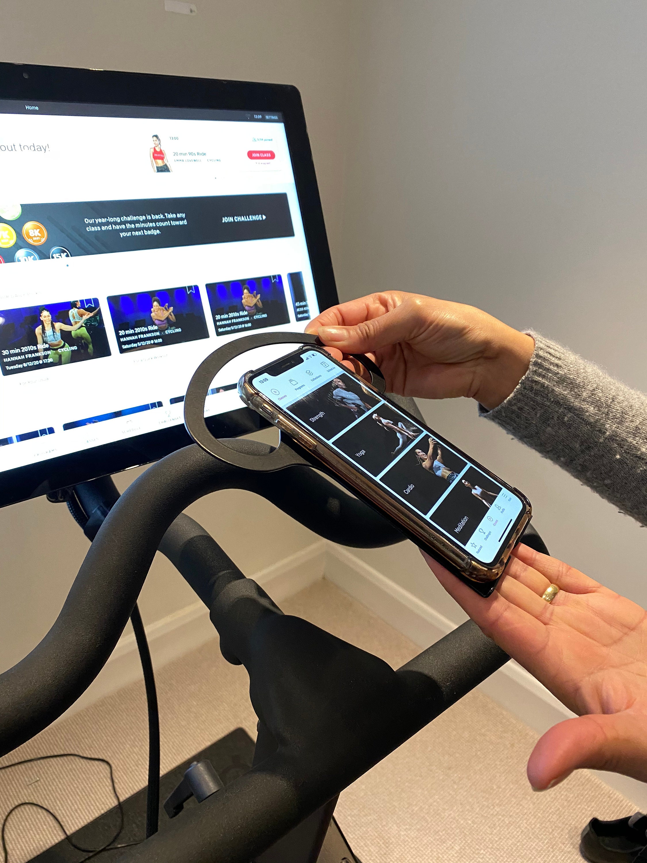 Peloton phone holder 2025