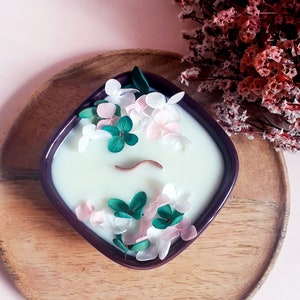 Natural Scented and Floral Candle | GUAVA | Soy Wax | Dried Flowers | Grasse Fragrance