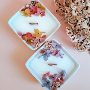 Handgemaakte geur- en bloemenkaarsen | Oudhout | Sandelhout | Sojawas | Geuren uit Grasse | Gedroogde bloemen