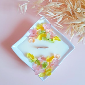 Natural Scented and Floral Candle | Frangipani - Jasmine | Soy Wax | Dried Flowers | Grasse Fragrance