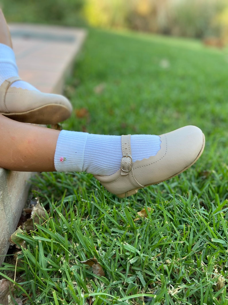 Brown Mary Jane Shoes for toddler girl, Little girl leather shoes, Tan leather toddler Mary Jane with beautiful detailing Beige