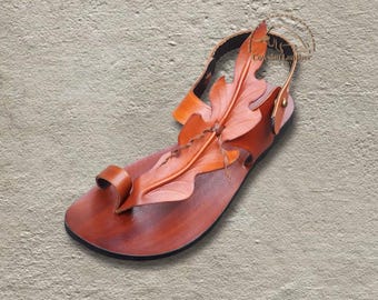 Handmade Leather Leaf Sandals: Tan Boho Style