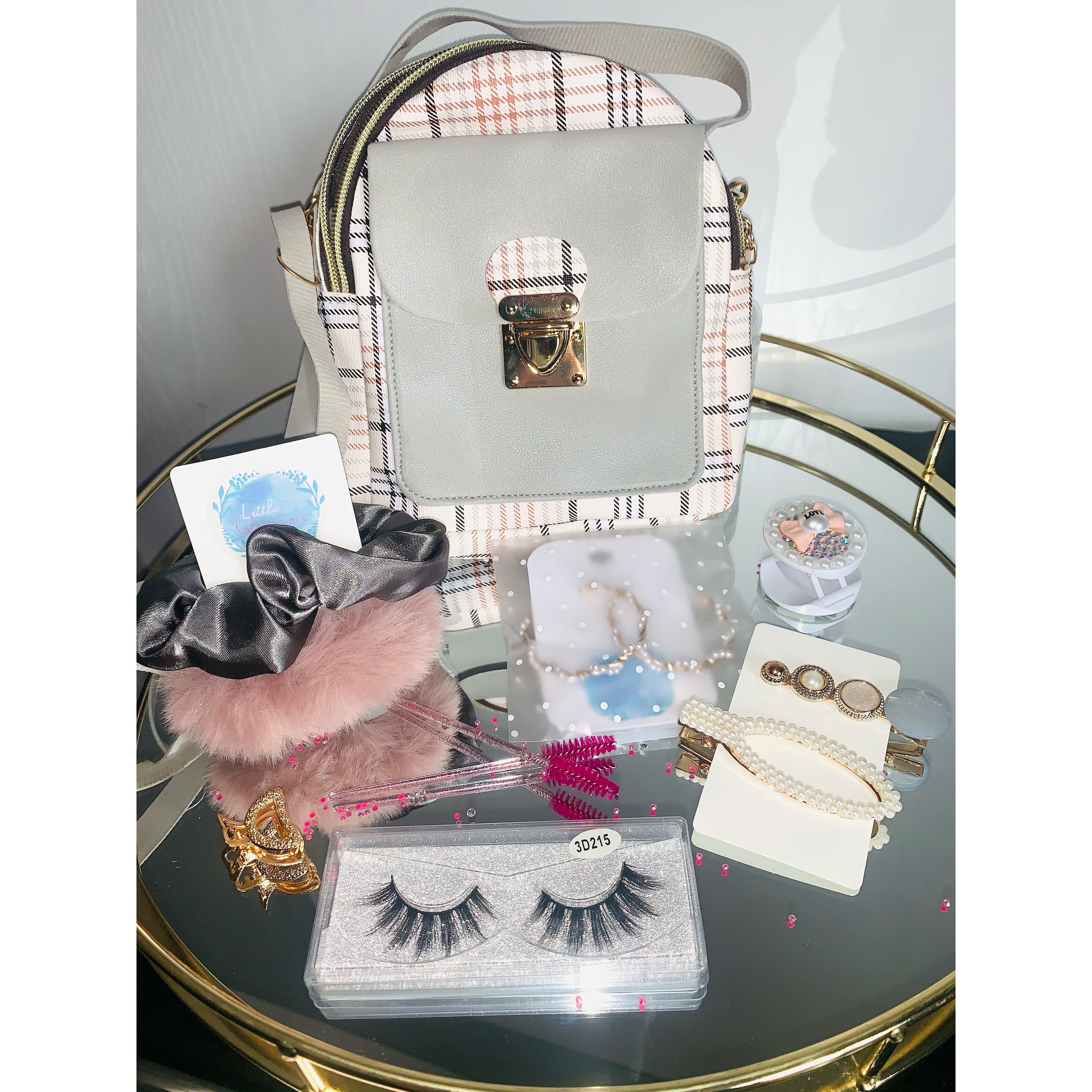 Teenager girl gifts // teen bag // lashes // birthday present Etsy