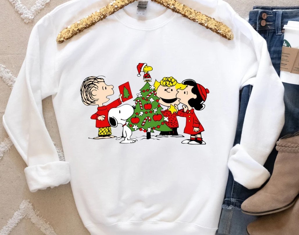 Discover Snoopy Christmas Vacation Pullover