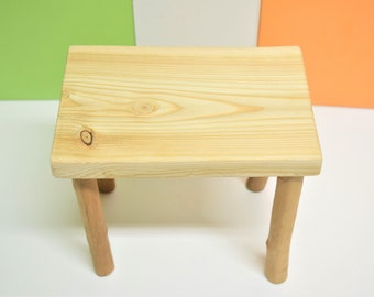 Small pet bridge, single level platform, bridge, ledge for gerbil, rats, hamsters, chinchillas, mice. Solid organic wood.