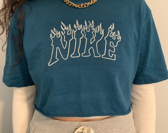 crop top sweater nike