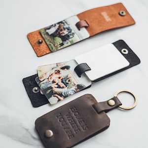 Mini Photo Album Keychain Anniversary 1 2 5 10 20 and Personalized Christmas Gift for Him Leather Boyfriend Dad Groom Couples Photo Keychain