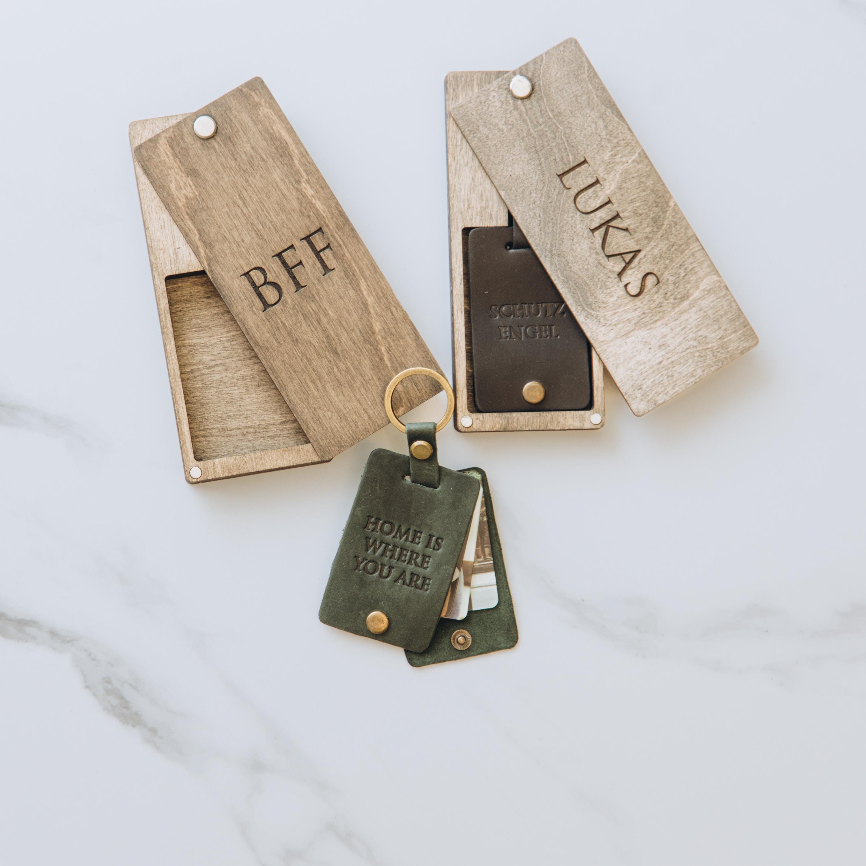Personalized Mini Photo Keychain Leather Case Men's Accessories