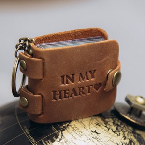 Portachiavi personalizzato unico per compleanno, mini album fotografico, piccolo album, regalo di anniversario per lui, suo padre, in pelle, regali di compleanno per fidanzato