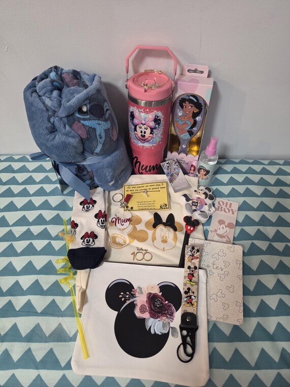 Disney Extra Large Mystery Gift Box - With a Variety of  display picture 3