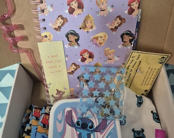 Disney Small mystery gift box - with a variety of different items and a handmade keyring.