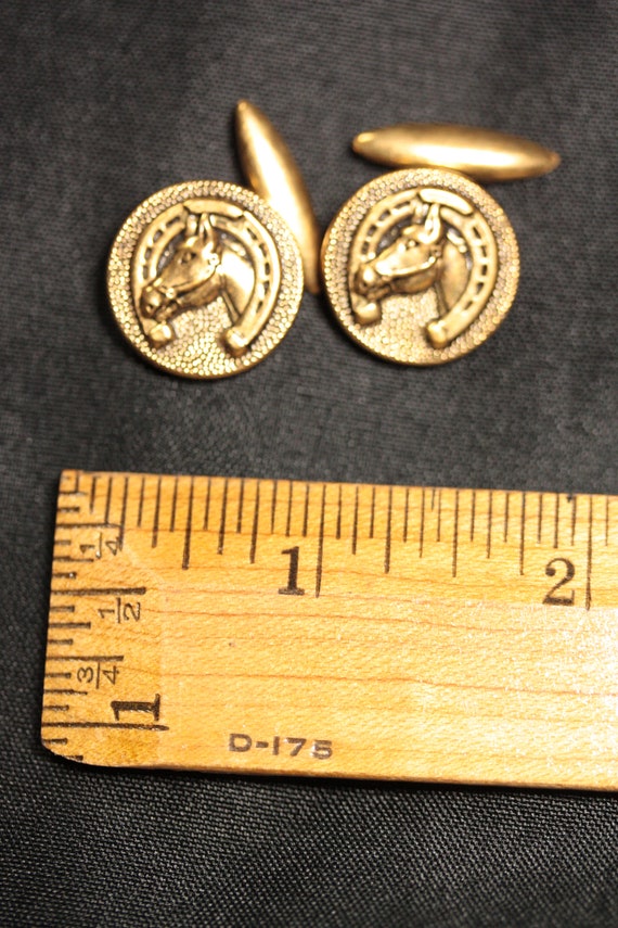 Vintage Horse Head in Horseshoe Cuff Links - image 3