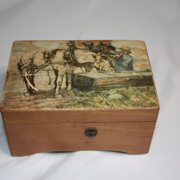 Vintage Swiss Music Box, Thorens, New York. Plays "Auld Lang Syne" and The Blue Bells of Scotland". See Description for condition