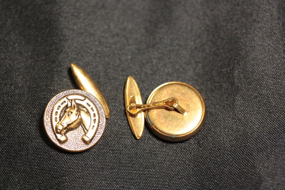 Vintage Horse Head in Horseshoe Cuff Links - image 2