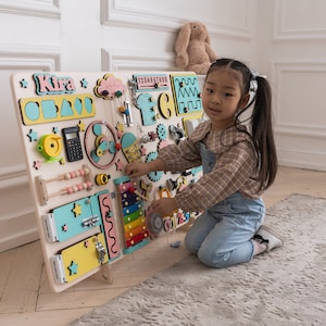 Tableau très grand avec support pour tout-petit, Livraison rapide gratuite, Tableau Montessori, Tableau bébé, Tableau personnalisé, Tableau d'activités pour enfants