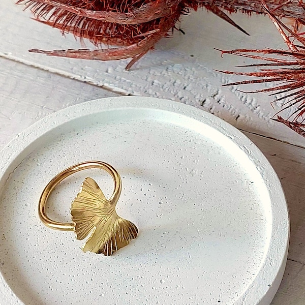 Handmade ginkgo biloba leaf adjustable brass ring