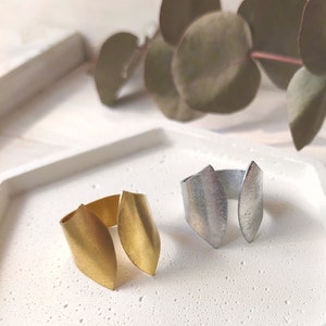 Adjustable unisex band rings in brass and aluminum handmade