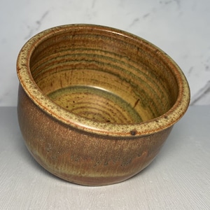 Signed Art Pottery Rust Orange Shino Drip Glaze 5.25" Candy Dish Serving Bowl