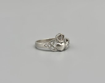 Sterling Silver Irish Claddagh Crown & Heart Celtic Knot Sz 9.25 Loyalty Ring