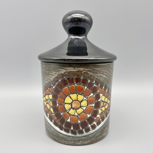 Eduardo Vega Pottery MCM Cuenca Cubist Red Eye Canister 6.5" Circus Top Ecuador