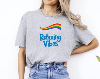 Relaxing Vibes T-Shirt, Retro Rainbow Graphic Tee, Positive Vibes Aesthetic Shirt, Feel Good Quote Top