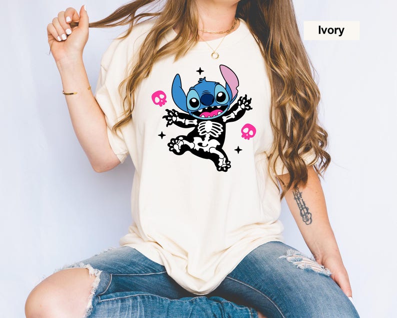 Comfort Colors® T-Shirt, Stitch Halloween Skeleton Shirt, Halloween T-Shirt, Disney Halloween Tee, Spooky Season Shirt, Funny Stitch Shirt Bild 2