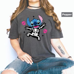 Comfort Colors® T-Shirt, Stitch Halloween Skeleton Shirt, Halloween T-Shirt, Disney Halloween Tee, Spooky Season Shirt, Funny Stitch Shirt Bild 1