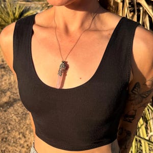 Bralette Crop Top i ekologisk hampa | Yoga-bh, andningsbar giftfri jersey, handgjord i Joshua Tree Black