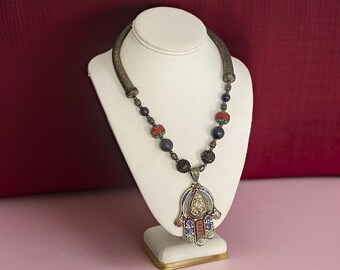 Collier Artisanal Népalais En Argent 925 - Pierres Naturelles : Lapis-lazuli Et Corail Jaune