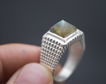 Zilveren ring voor heren met natuurkraal