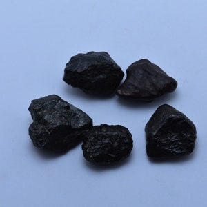 5 Stone Meteorite , Meteorite Chondrite Moroccan Sahara Meteorite , Meteorite Falls in Morocco