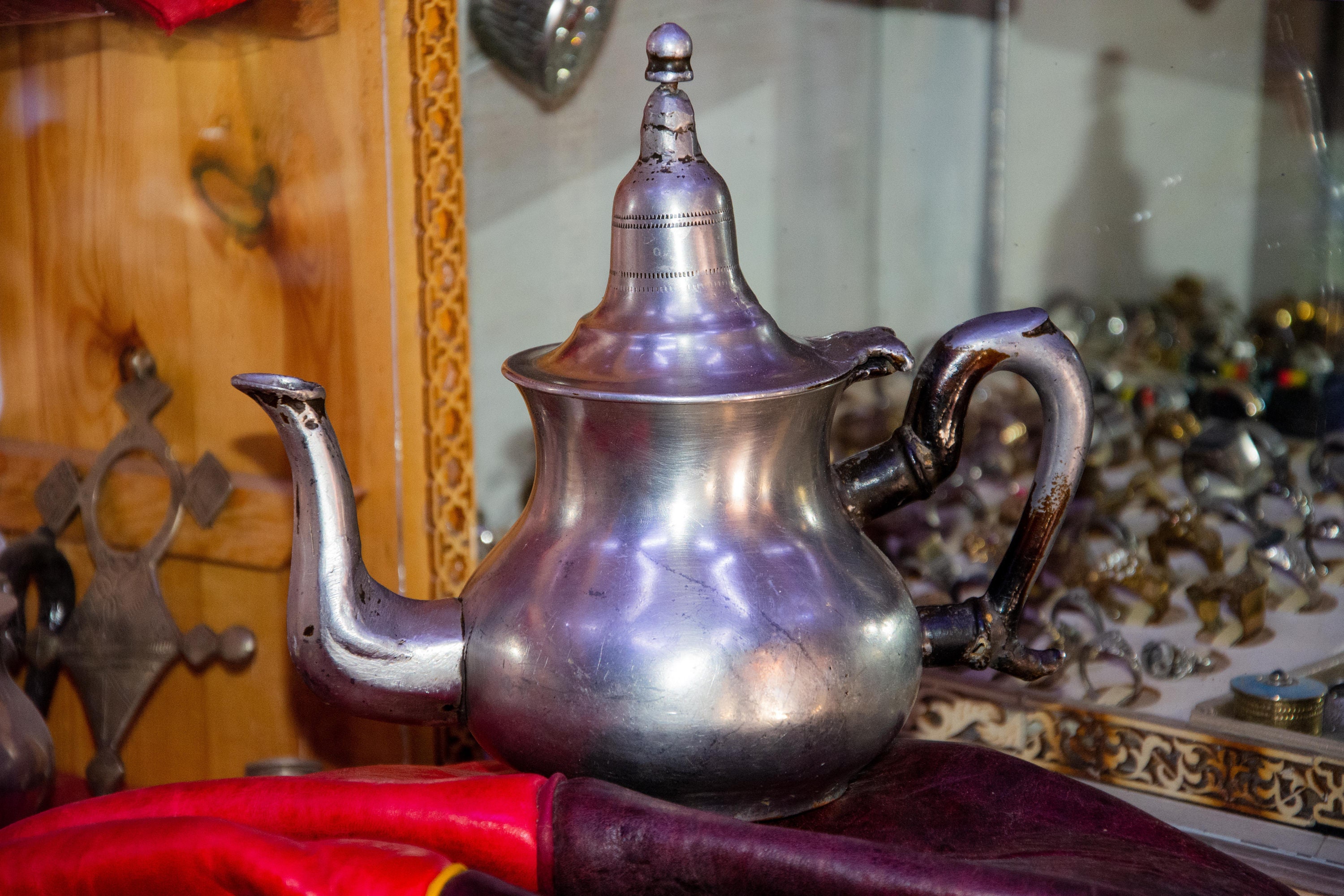 Tuareg Teapot Vintage , Old Antique Moroccan Teapot