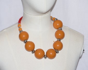 Collar bereber de resina marroquí de ámbar