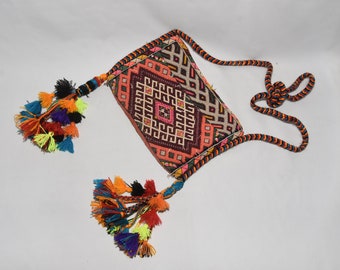Bolsa de lã berbere tecida à mão: pequena bolsa de arte tribal marroquina
