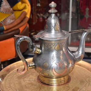 Mauritanian Teapot Vintage , Moroccan Old Teapot Antique
