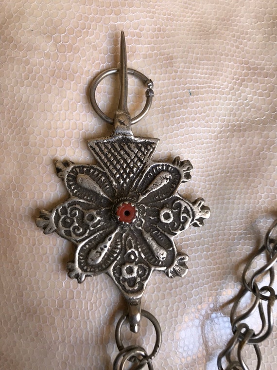 Boucle D'oreille Berbère Ancienne En Argent Sterling Avec Chaîne - Longueur 44 Cm
